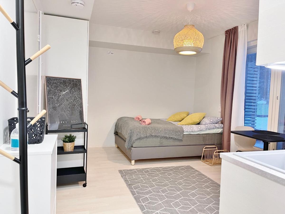 Haalia Homes Turku Paeaeskynpesae Bagian luar foto